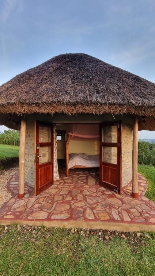 Fort Portal Lake Nyamirima Cottages מראה חיצוני תמונה