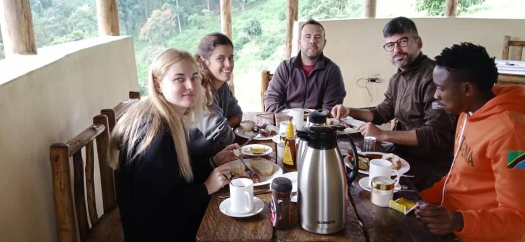 Fort Portal Lake Nyamirima Cottages מראה חיצוני תמונה