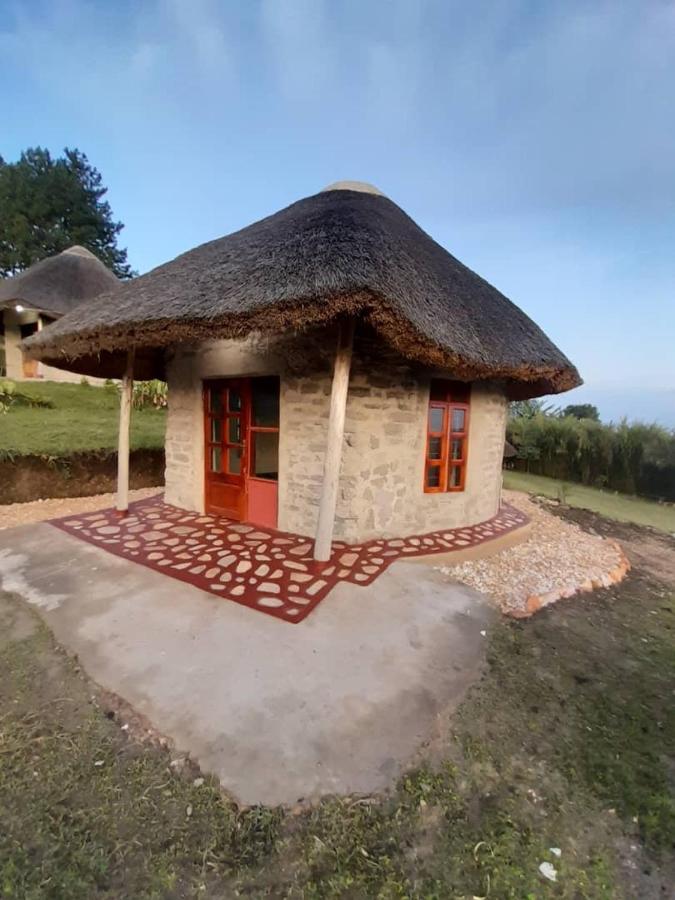 Fort Portal Lake Nyamirima Cottages מראה חיצוני תמונה